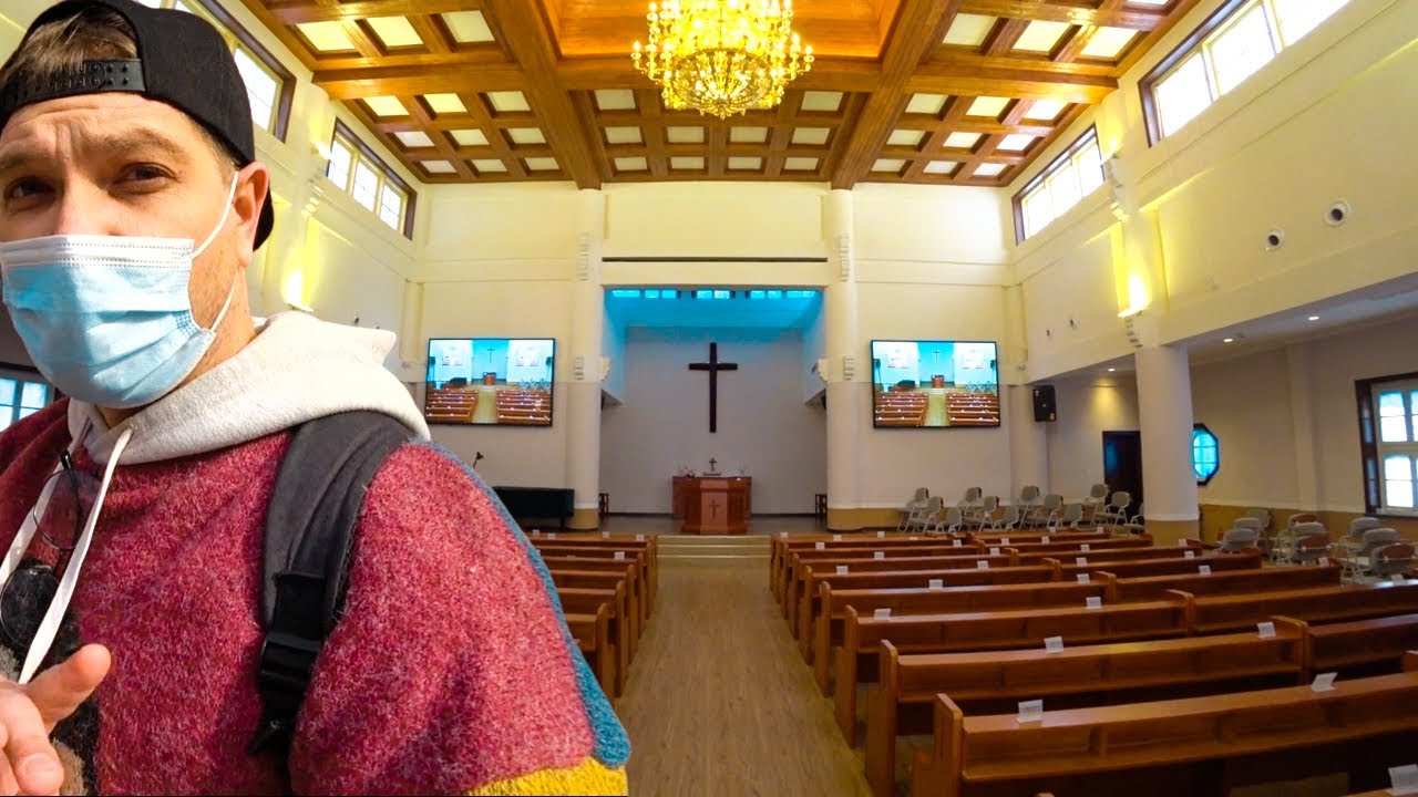 Inside a REGISTERED Christian Church in CHINA