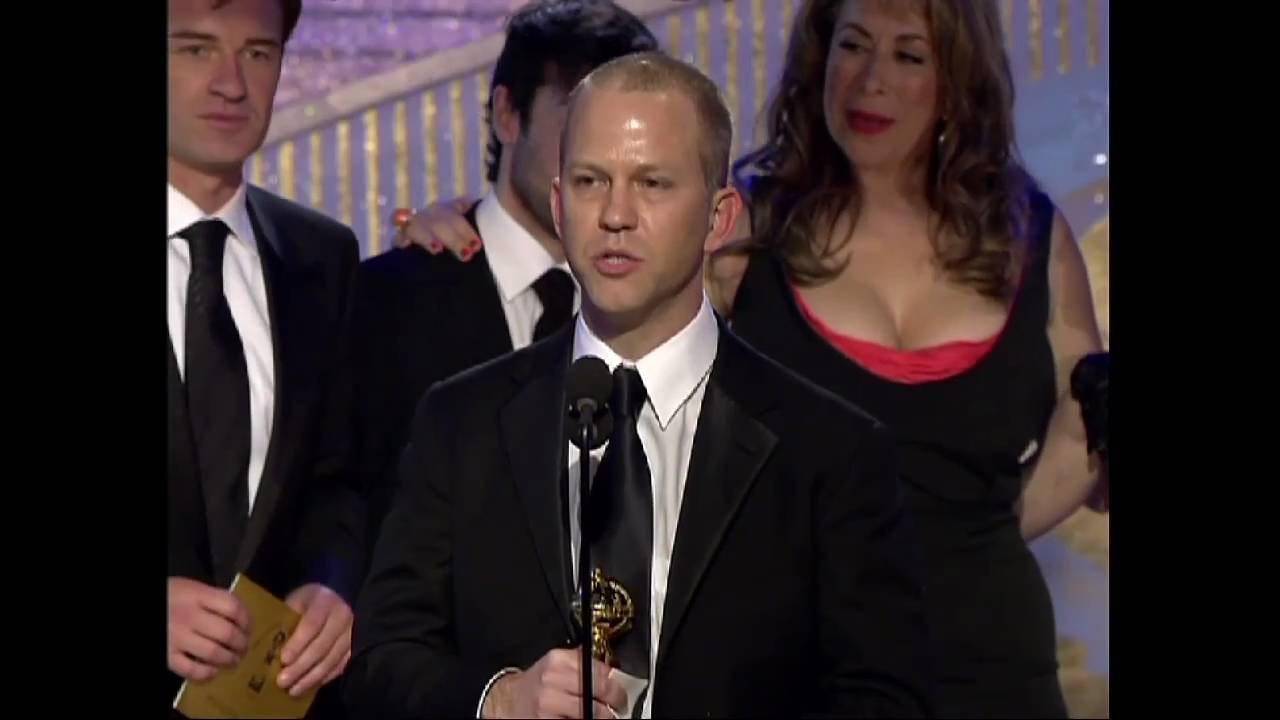 Nip Tuck Wins Best TV Series Drama - Golden Globes 2005