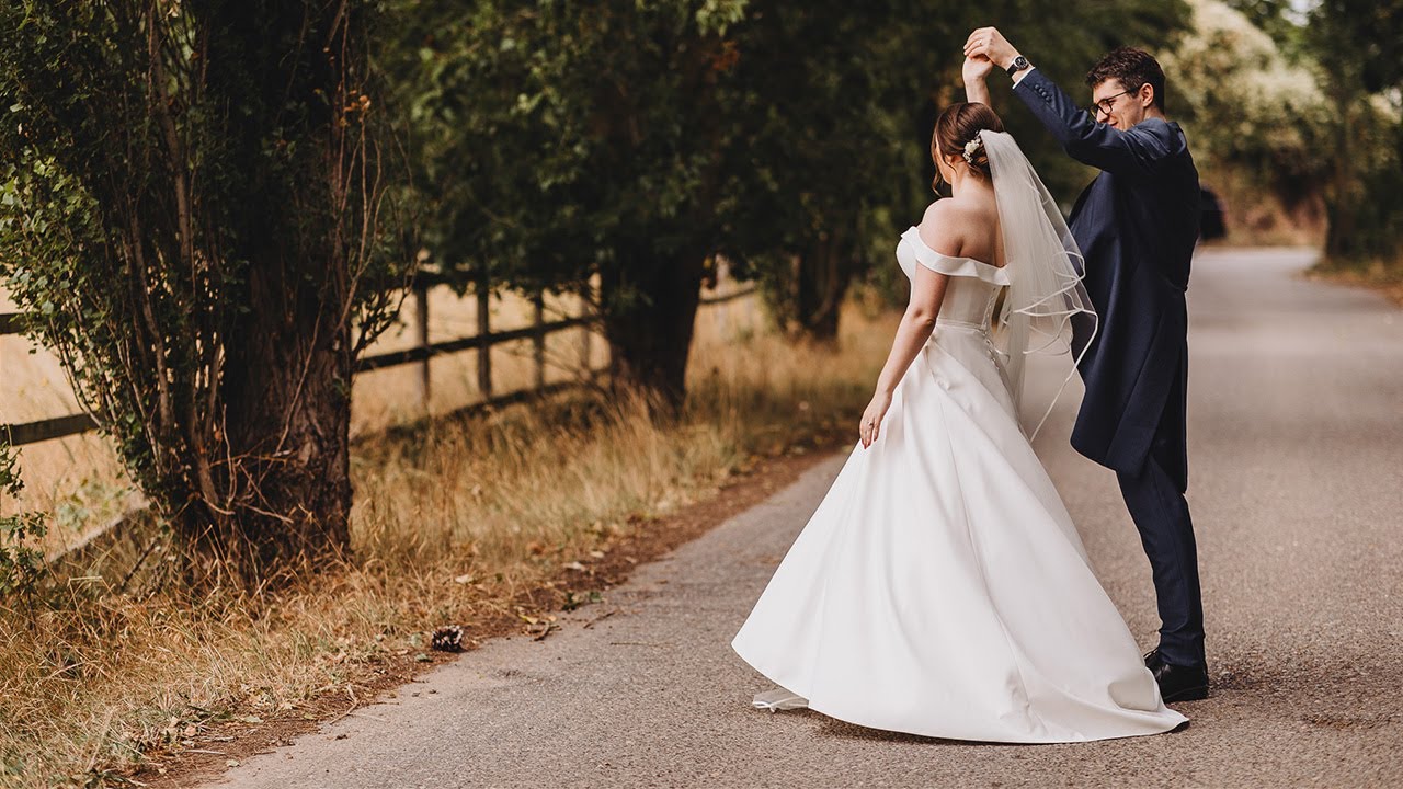 ✨ Sarah & Thomas | A Timeless Wedding at Lillibrooke Manor 💍