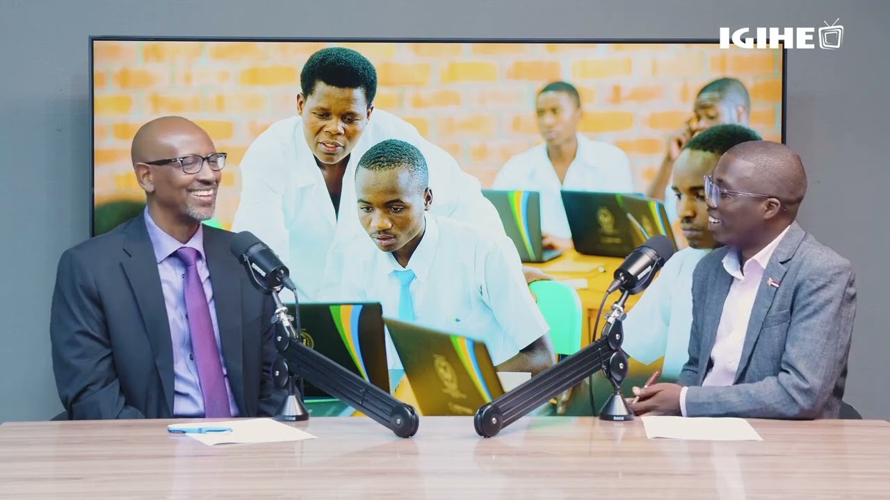 Minisitiri Nsengimana yavuye imuzi ibya sitati nshya y’abakozi b’amashuri yakangaranyije bamwe