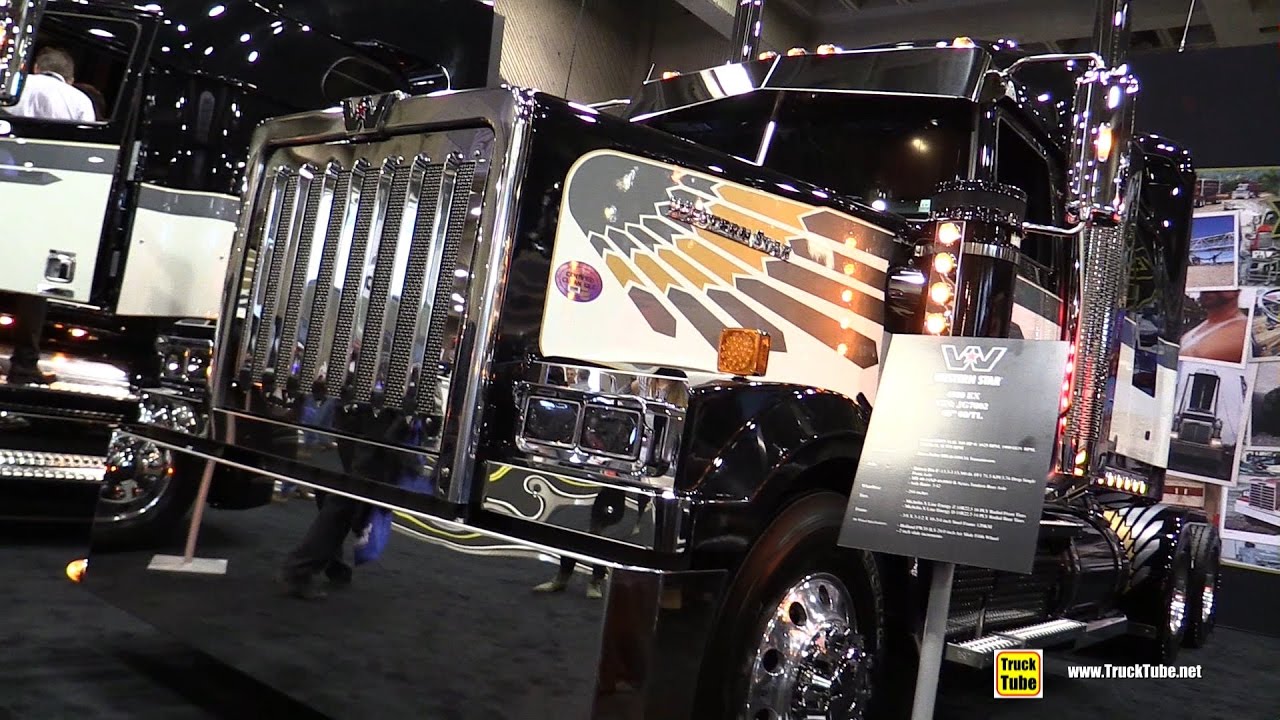 2017 Western Star 4900 EX 68inch Sleeper Truck - Walkaround - 2017 Expocam Montreal
