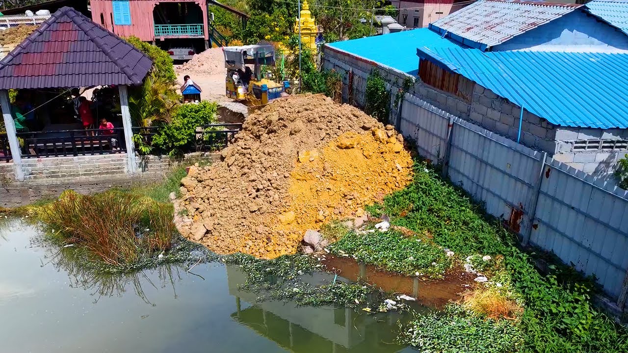 FULL skill dozer pour soil delete pond to repair land Start to complete 100% with dump truck