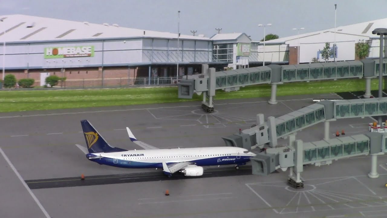 1/400 UK Model Airport 2021/22 - Update #27