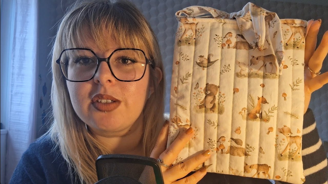 ASMR Je vous montre mes dernières créations.  