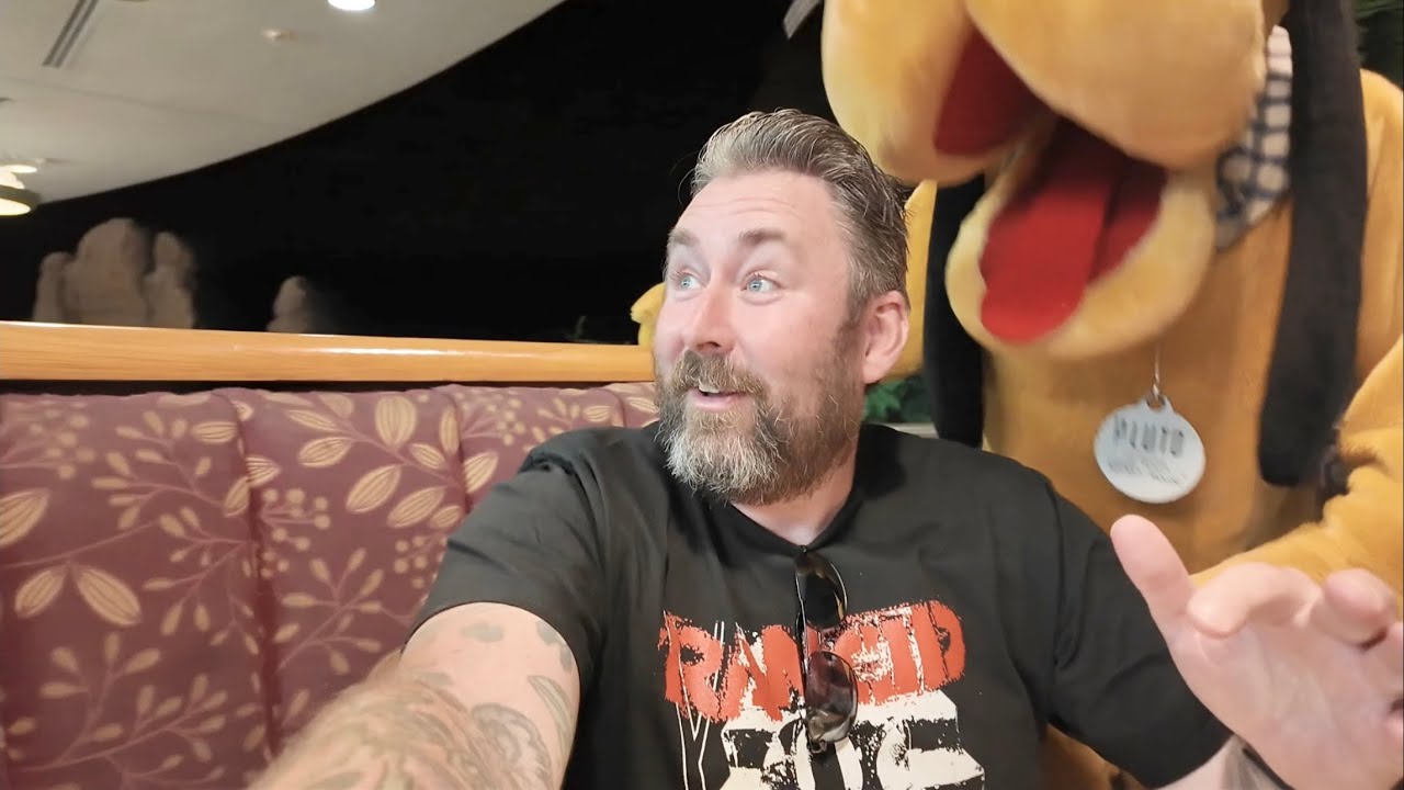 Мой ужин в стиле EPCOT в Garden Grill & Bowling For Soup/Ratatouille снова открылся