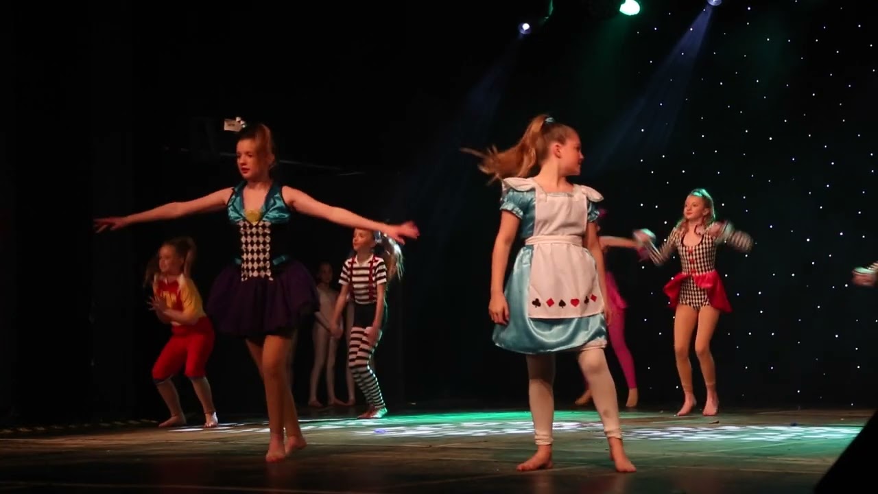 'Alice Acro' JustDance Annual Show 2021