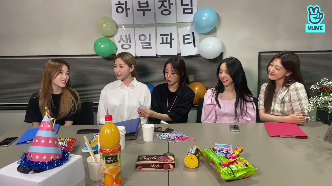 [ENG] LOONA General Manager Yves Birthday Party 24-05-21