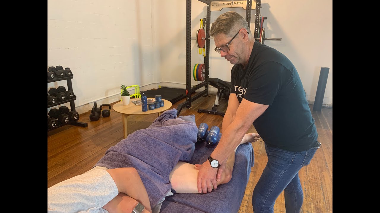 Recovery Massage of the Adductors with Stuart Hinds