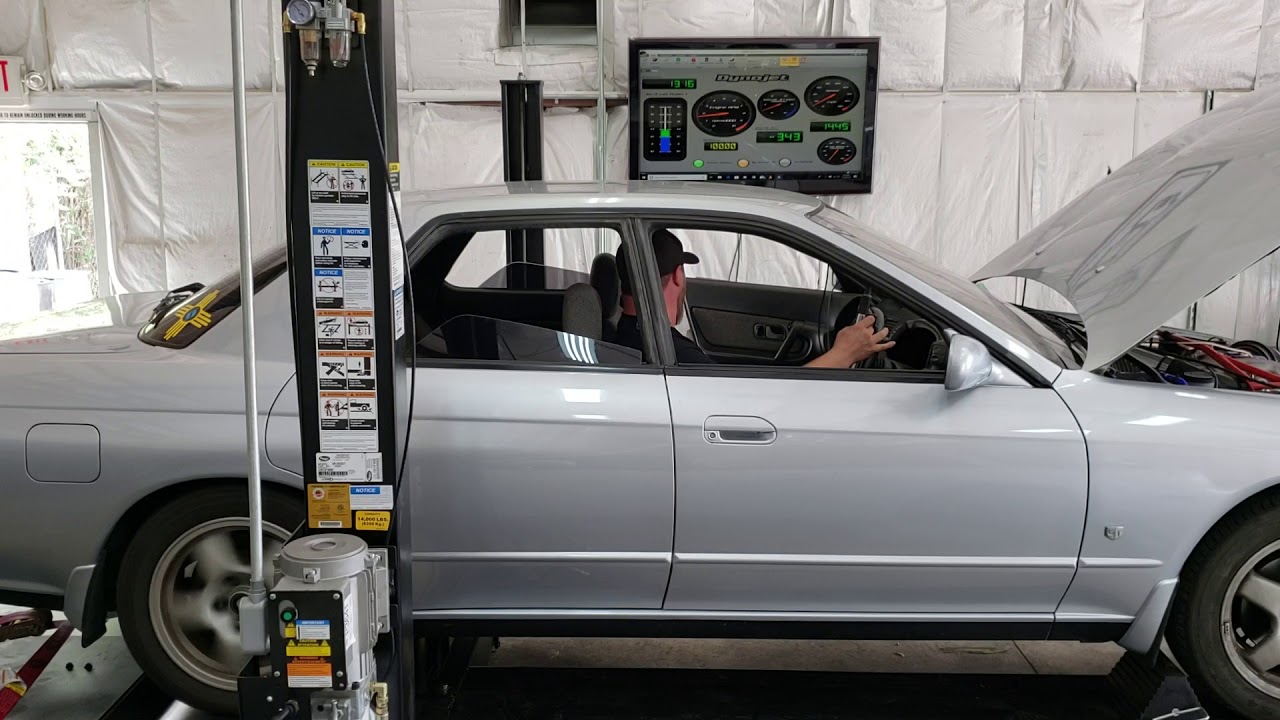 R32 GTS-T 4 rb25 swapped on nistune. 395whp