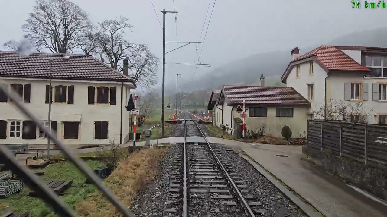 [Cab-ride] Buttes - Neuchâtel, en cabine d'un R21 (RBDe560 Domino)