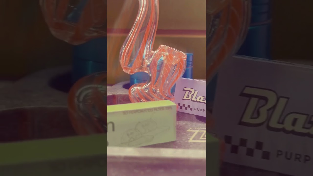 Todos los accesorios que necesitas para deleitar tus flores 🌈⚡️ #420 #maryjane #art #viral #smoke