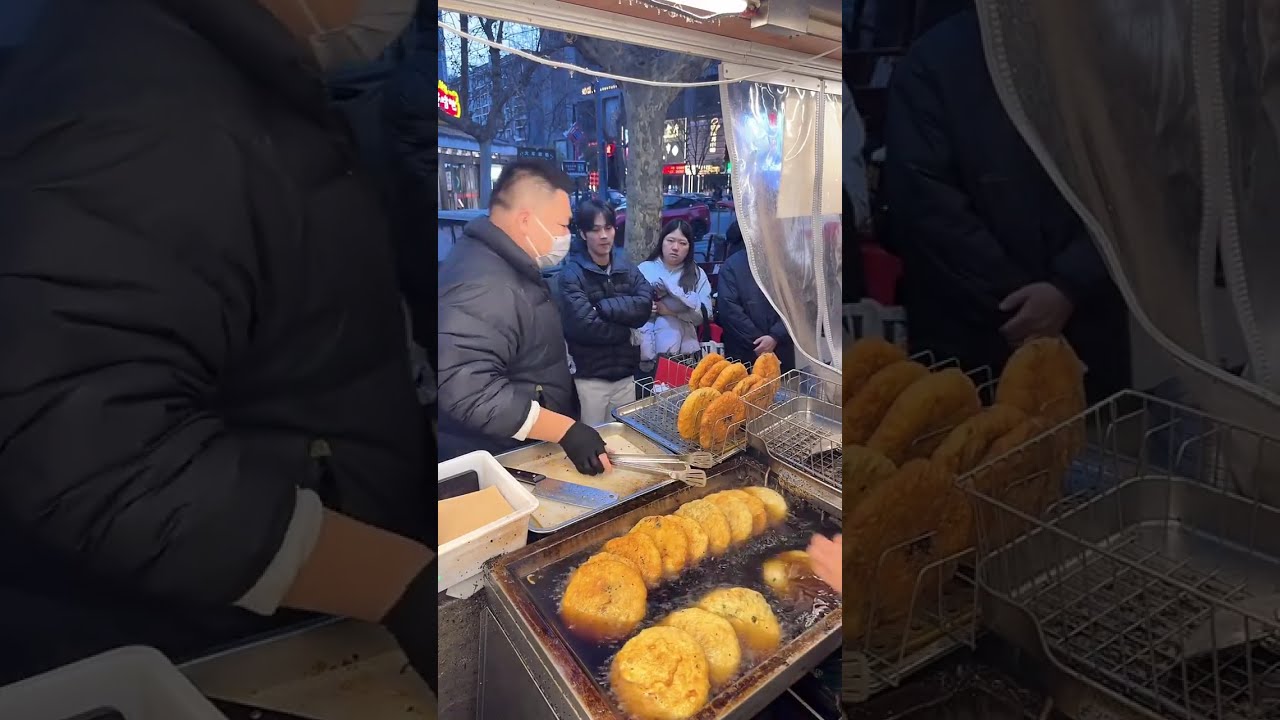 Make Money Selling Scallion Pancakes at a Street Stall!