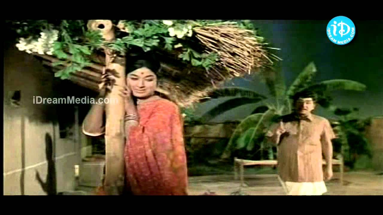 Manchivaadu Movie Songs - Aakalundadhu Song - KV Mahadevan Hit Songs