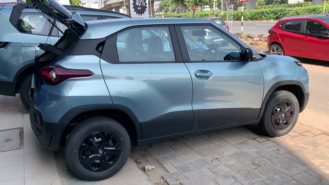 20 Lakh Ka Maja 8 Lakh Mai - Tata Punch | This Color & Variant is Most Demanding