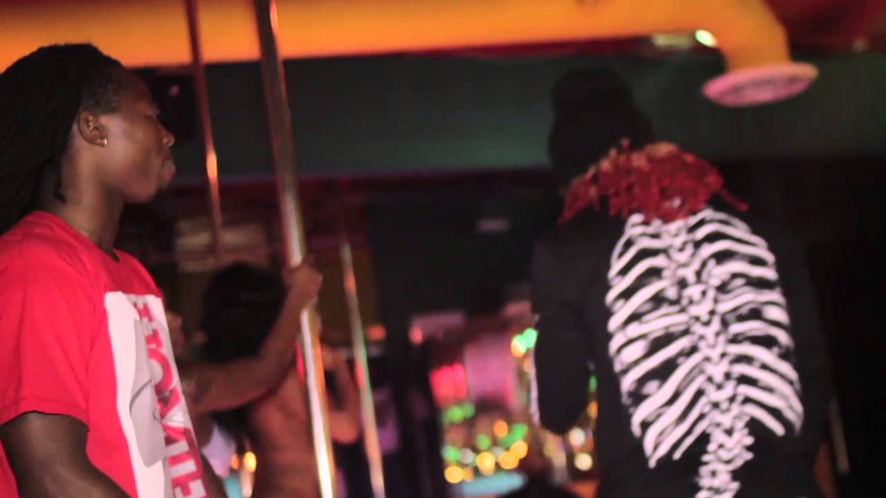 Sando REAPA performing LIVE @ 