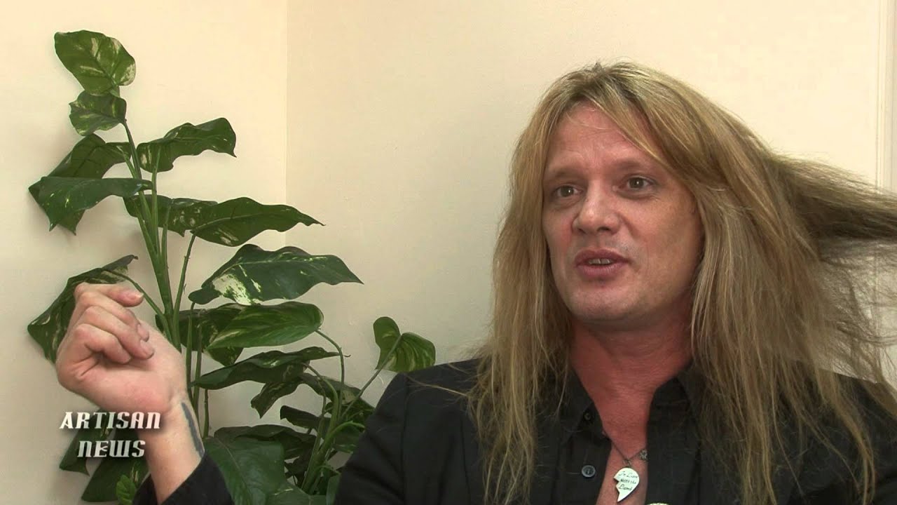 SEBASTIAN BACH BOOK, TALKS NEW ALBUM, SKID ROW, SUCCESS [edit]