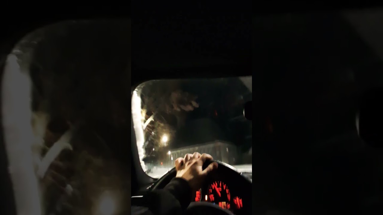 dlaczego musiał zrespić się biały beemiarz na torze... jutro wstawie już cały łuk :)