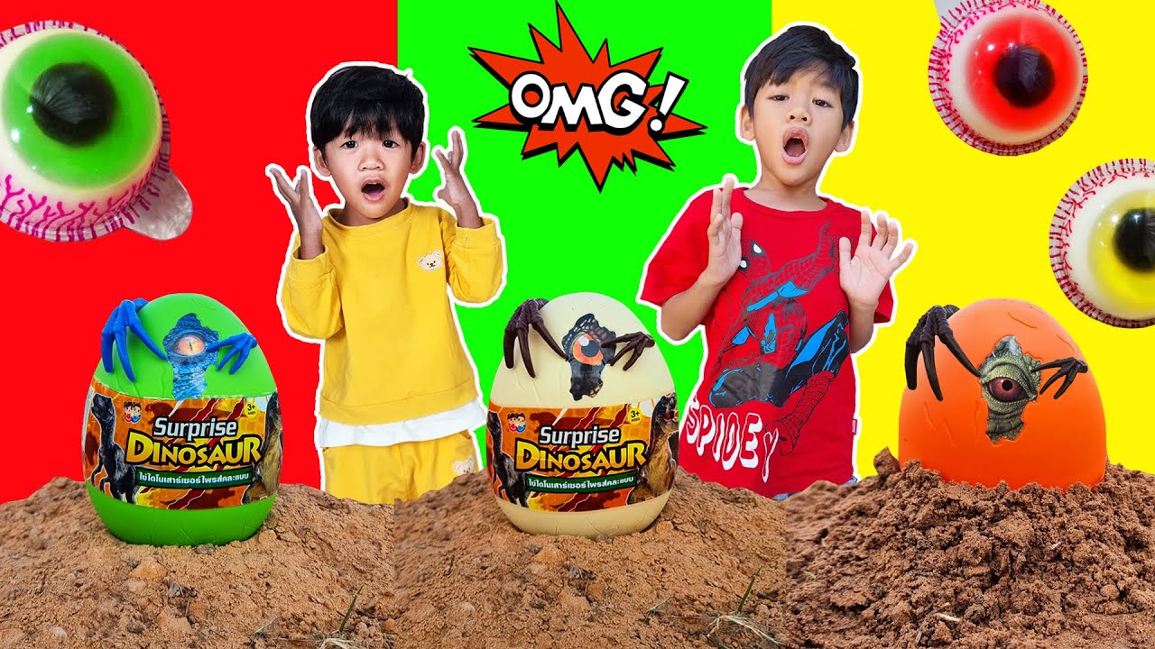 ขุดทรายที่สนามเด็กเล่น เจอไข่ไดโนเสาร์ ด้านในมีเยลลี่ลูกตา I หนูดีมาแล้วจ้า
