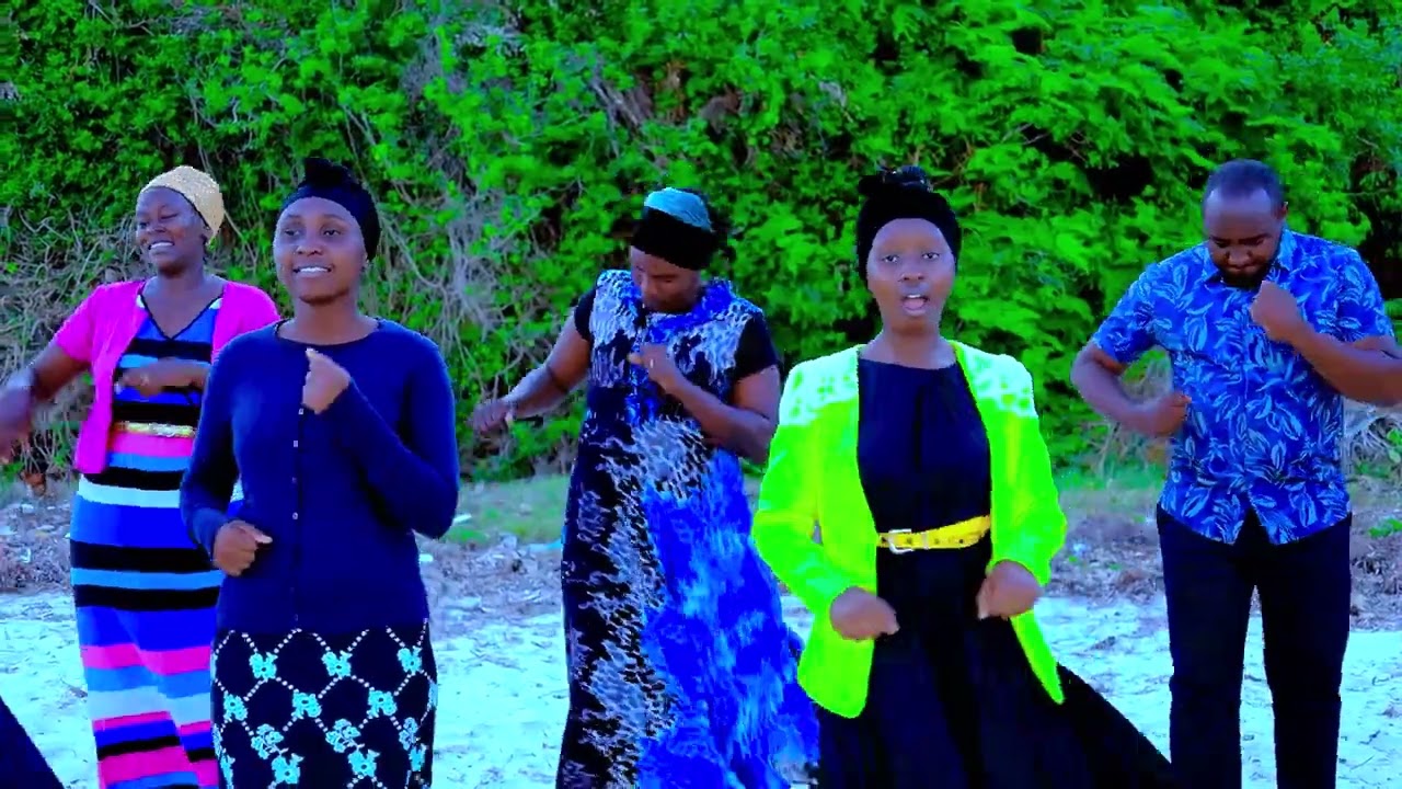 TWAISHI NYAKATI ZA MWISHO//MT. ZION KAYOLE CHOIR