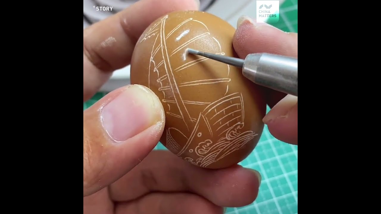 Incredible Egg Carving Art!
