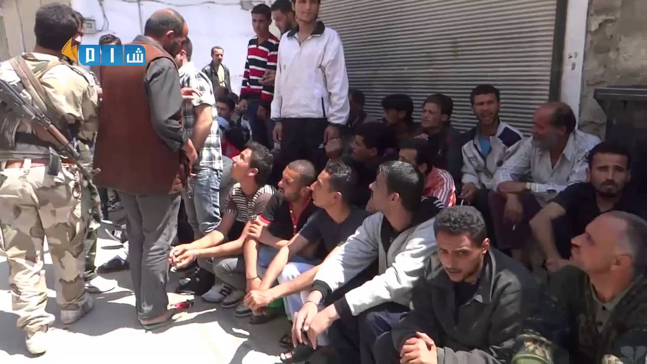 شام ريف حلب مخيم حندرات جولة مراسل شبكة شام داخل مخيم حندرات بعد تحريره على يد الجيش الحر