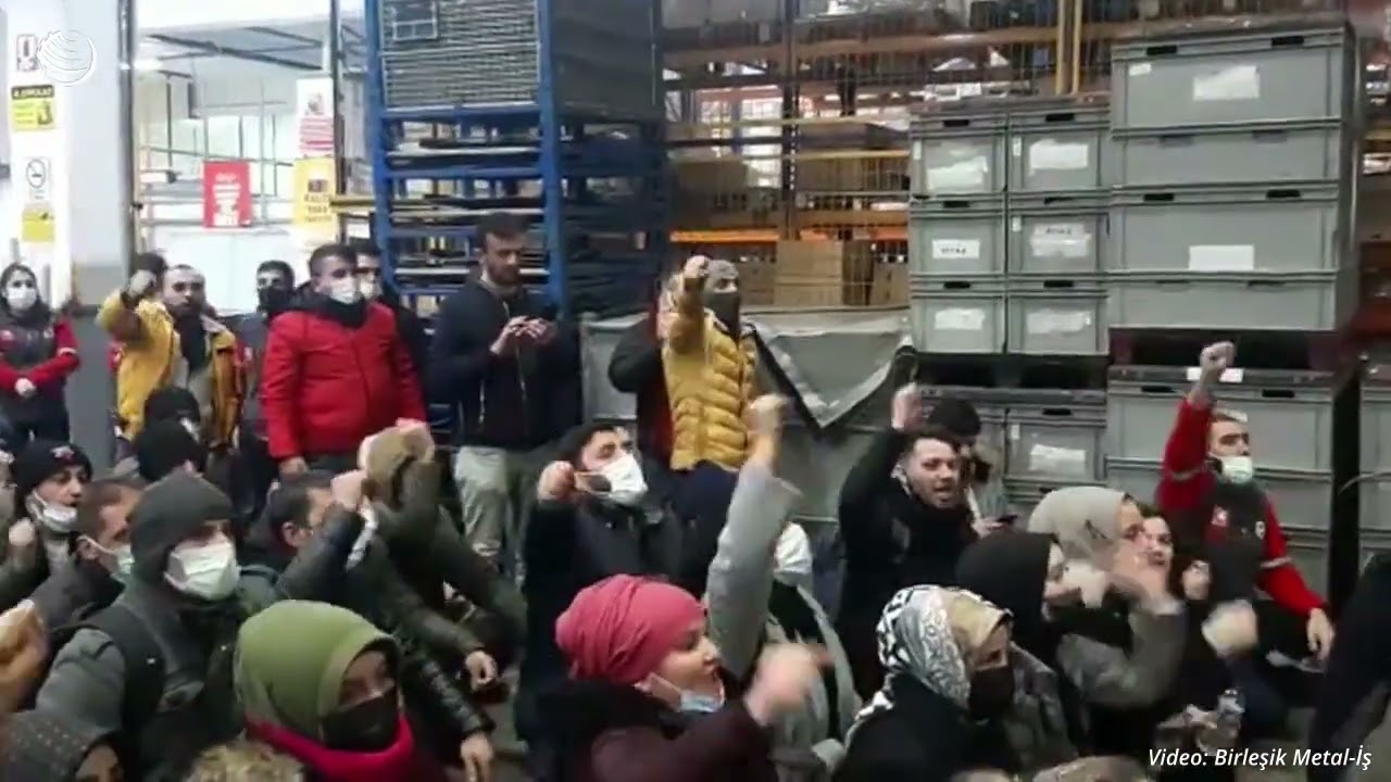 Farplas iş&ccedil;ileri kendilerini fabrikaya kapattı!