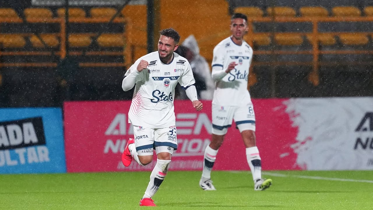 Fortaleza llegó a 14 puntos con su victoria ante Jaguares 2-1, Arroyo y Herrera marcaron los goles