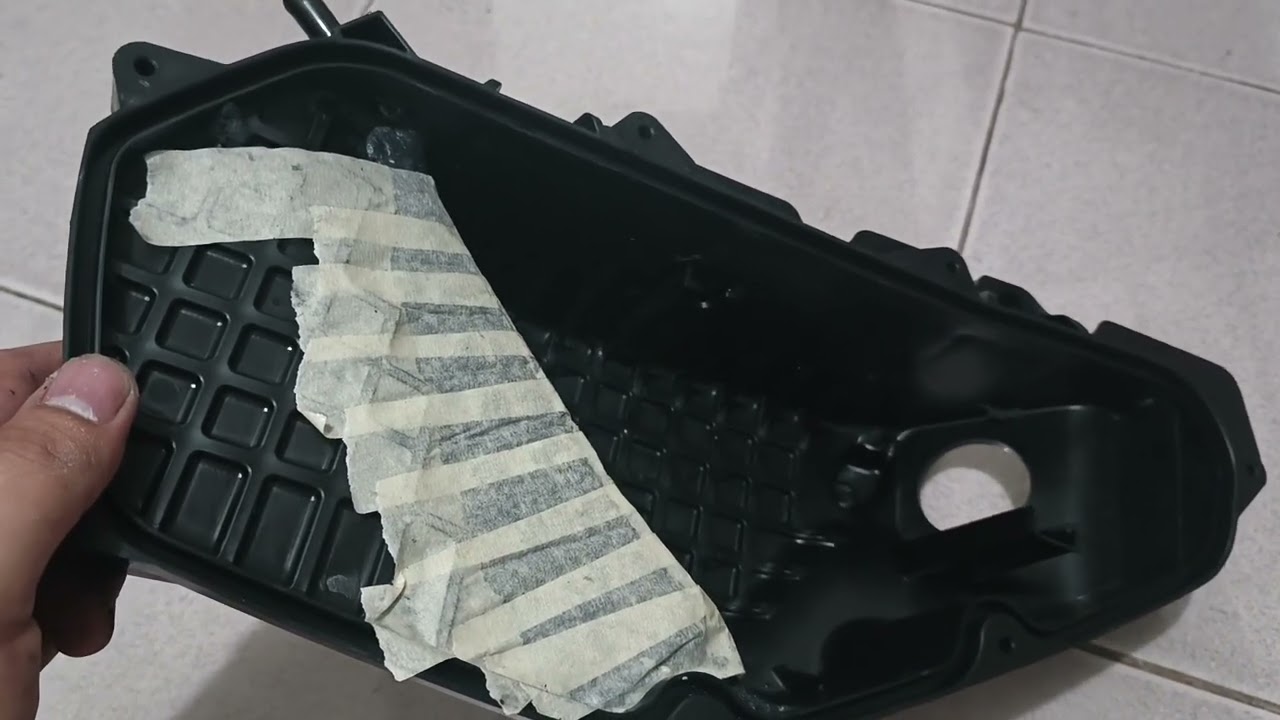 Moto Vlog 251 - Honda click airbox modification