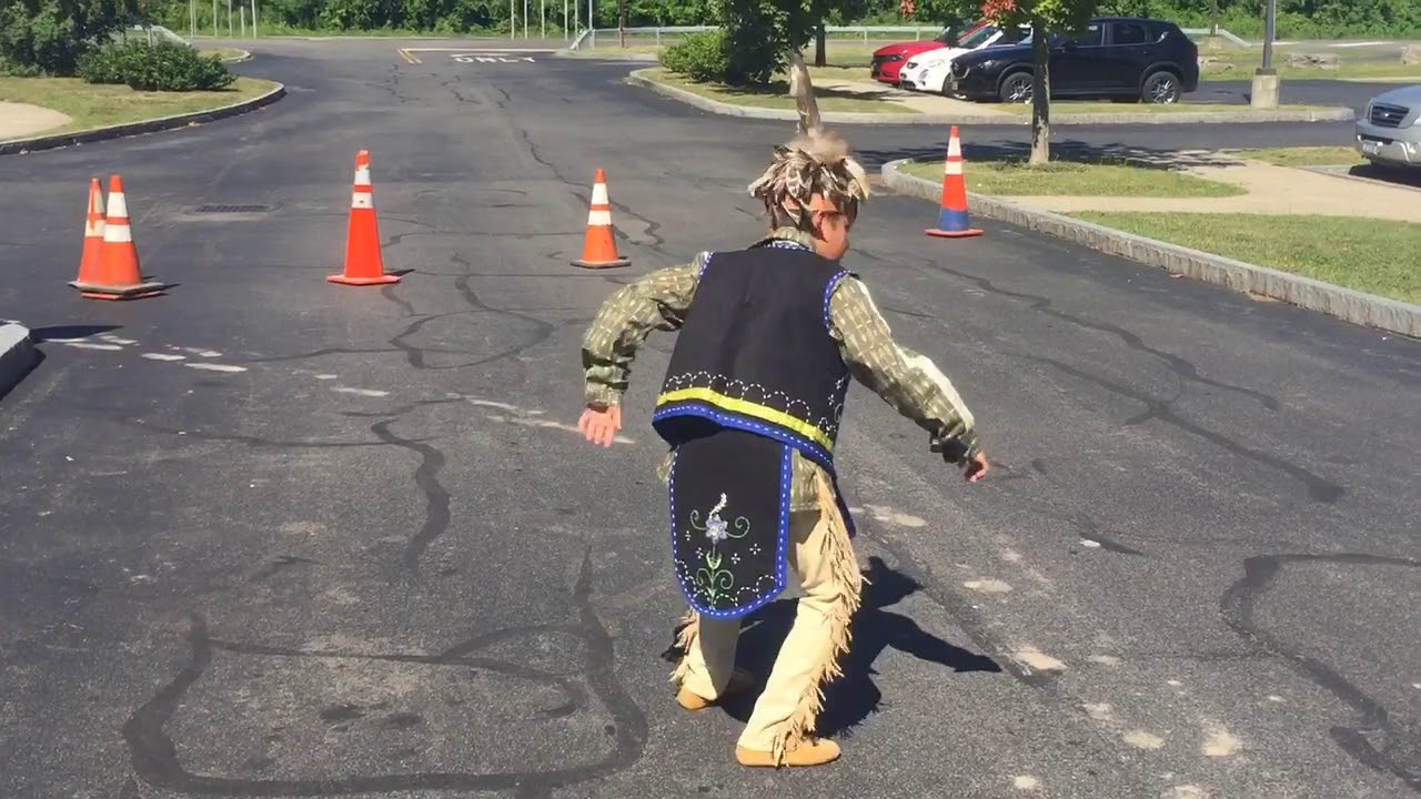 Watch Haudenosaunee dancers demonstrate a war dance and a smoke dance