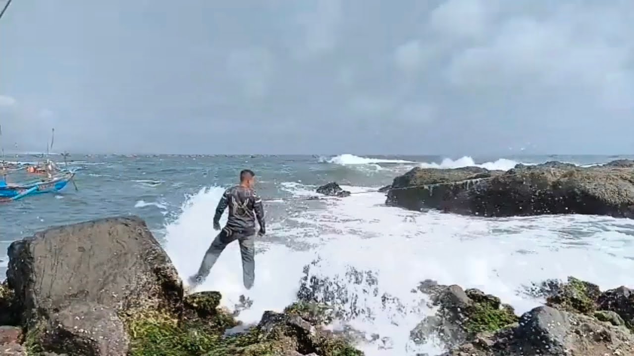 Wisata Pantai Jayanti , Cidamar Kec. Cidaun Kab. Cianjur Jawa Barat Indonesia @asepharpani 
