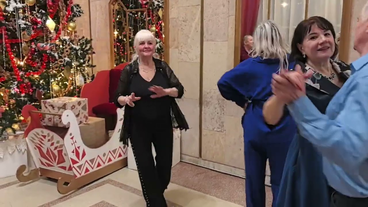 Налью бокал вина... 18.01.26...