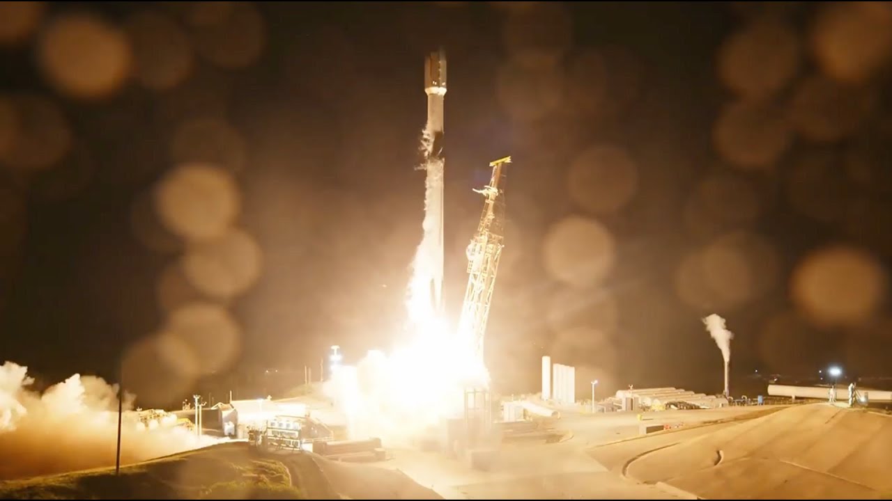 SpaceX launches 25 Starlink satellites from California, nails landing