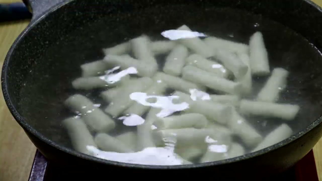 Легко и быстро готовим рисовые брусочки(каретокк) для токпокки.