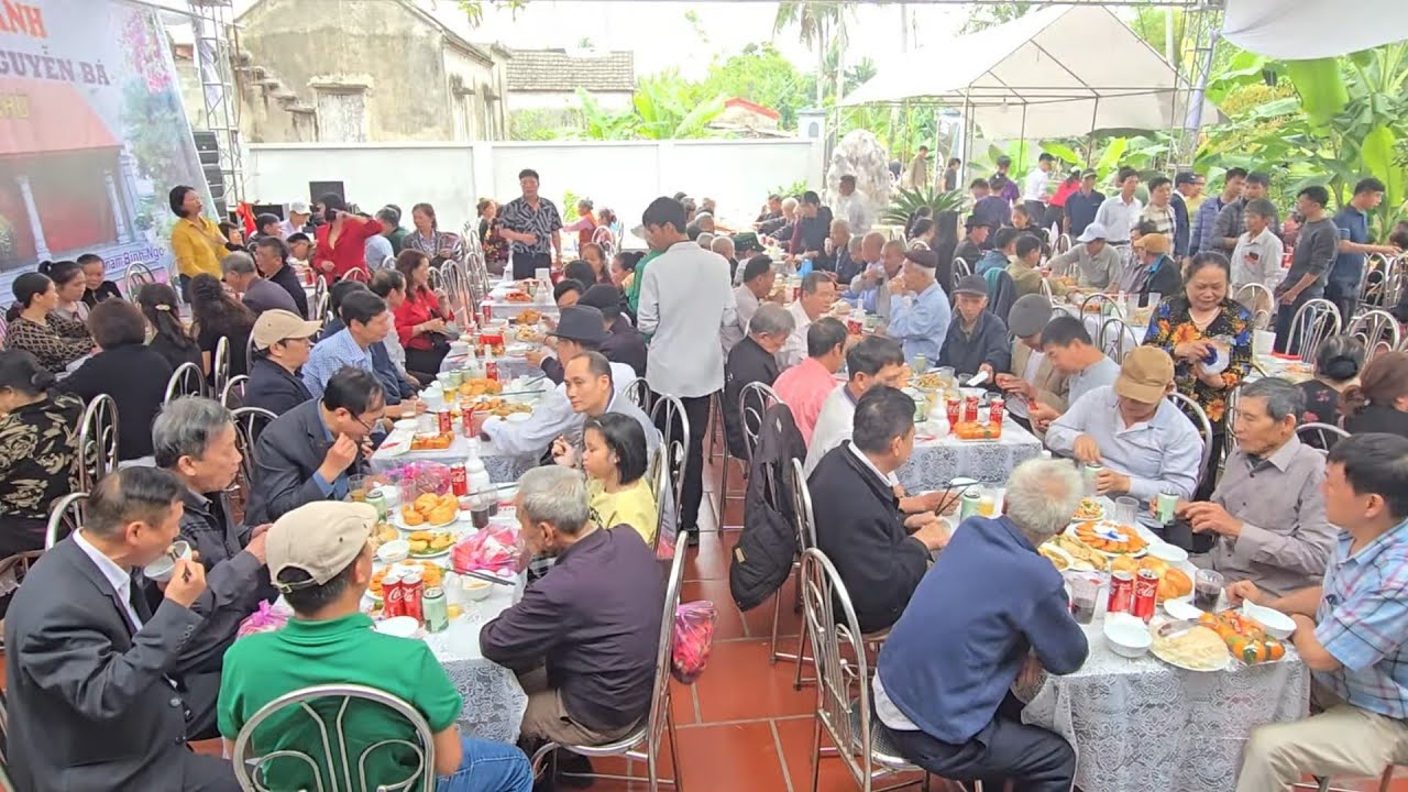 Thụ lộc nhân ngày lễ khánh thành nhà thờ 3 họ Nguyễn bá làng Chanh, Vĩnh Thịnh, Hải Phòng 