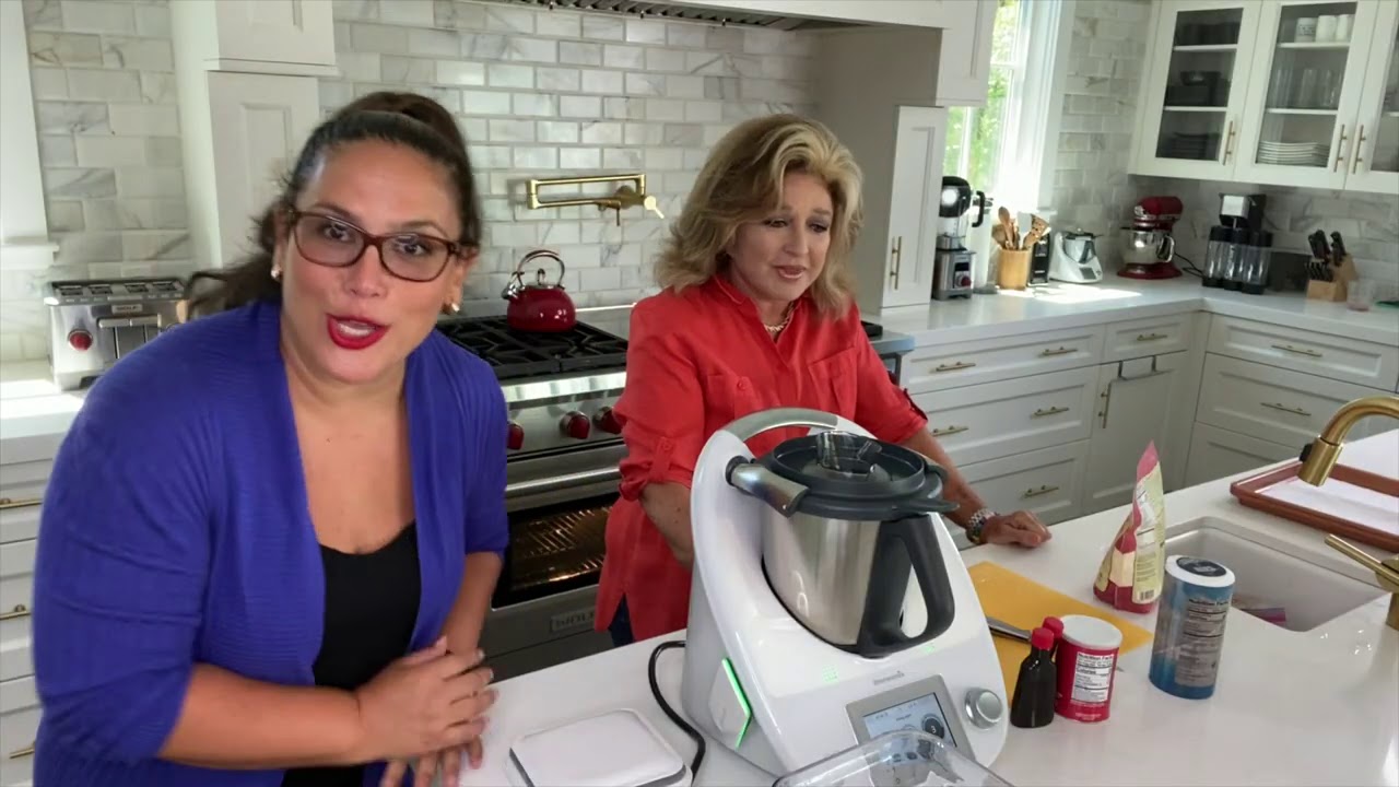 Están listos para ponernos a cocinar? ¿Qué tal una galletas con chispas de chocolate? Angélica Vale.
