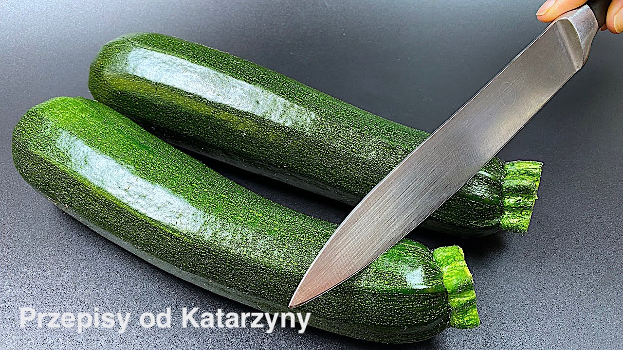 2 cukinie, 2 pomidory i obiad gotowy! Przepis w 10 minut! Szybki przepis!!