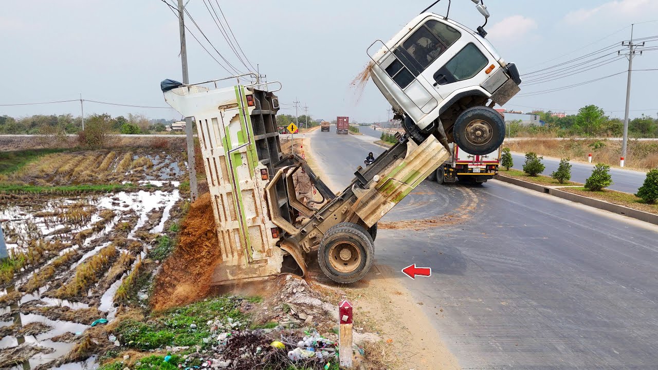 Check before moving Incredible Landfill Task! Dump Truck 5Ton and Dozer Pushing Soil Next The Road.