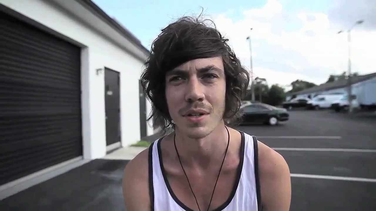 Hands Like Houses sign to Rise Records!