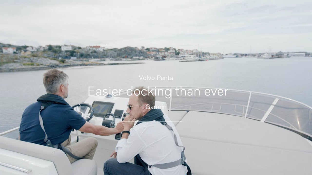Easier docking than ever with Volvo Penta Assisted Docking and Garmin Surround View