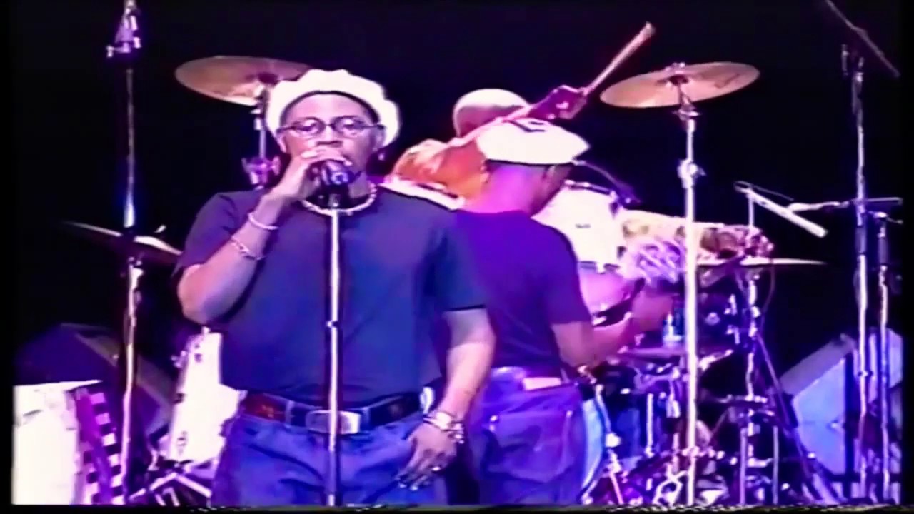 WERRASON & WENGE MUSICA MAISON MERE - CRESOIS (LIVE AU PALAIS DES SPORTS 1999)