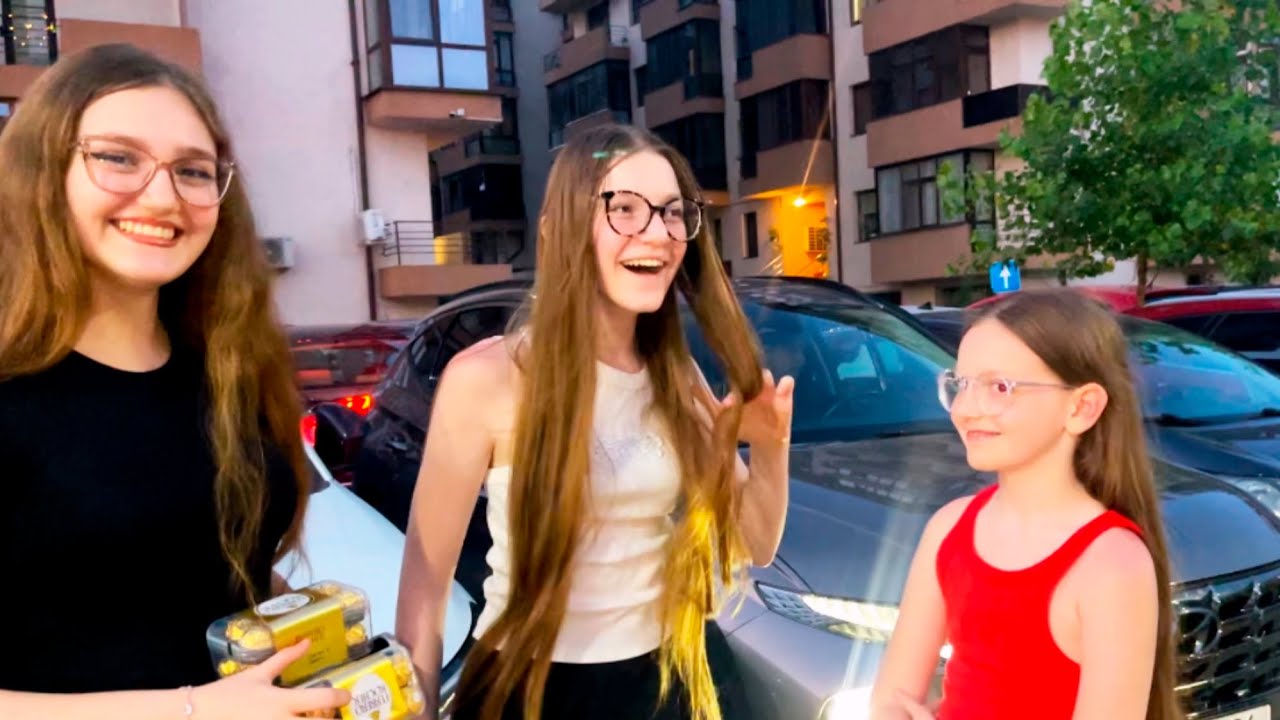 @sofiashowro  și @likesara_official  în ospeție la Betty 😍💖