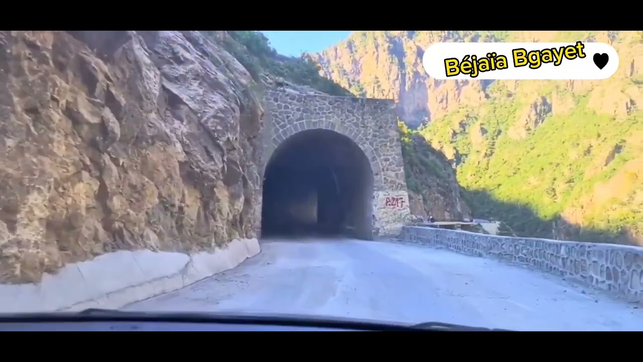 🔶 طريق منعرجات خراطة التاريخية لم يتبقى الكثير لإستكماله .