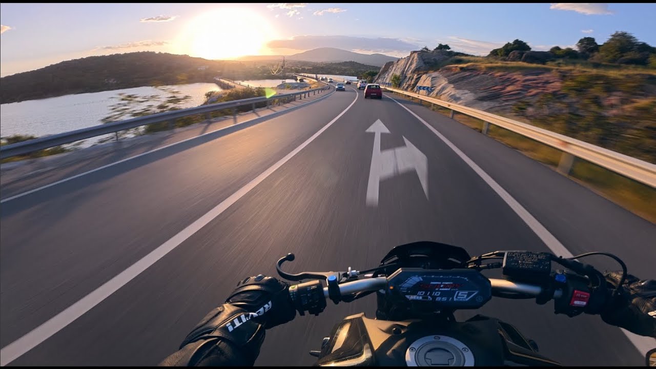 YAMAHA MT07 PURE SOUND // PARADISE