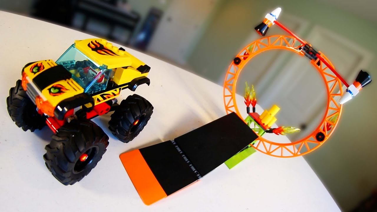 INSANE LEGO MONSTER TRUCK!
