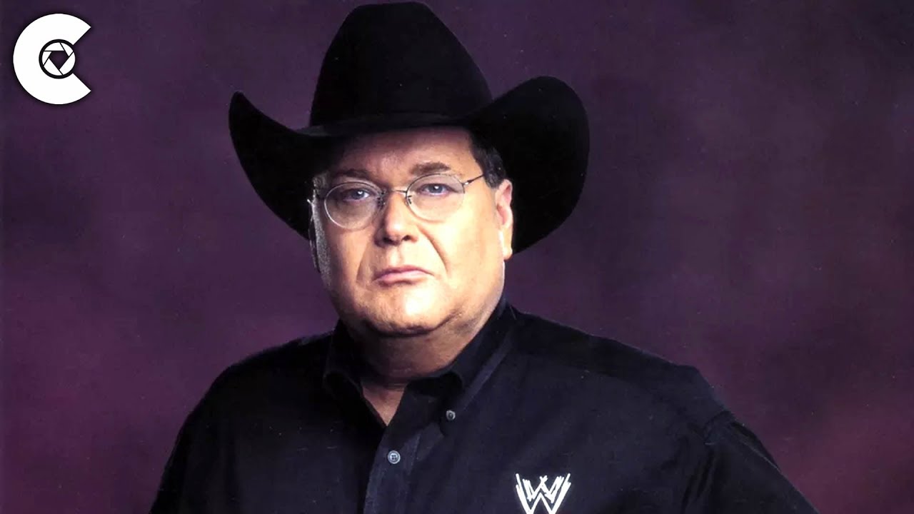 10 лучших комментаторов матчей WWE за всю историю