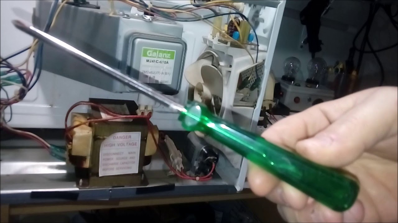 Como descarregar Capacitor de microondas  Descarga de alta tens&atilde;o