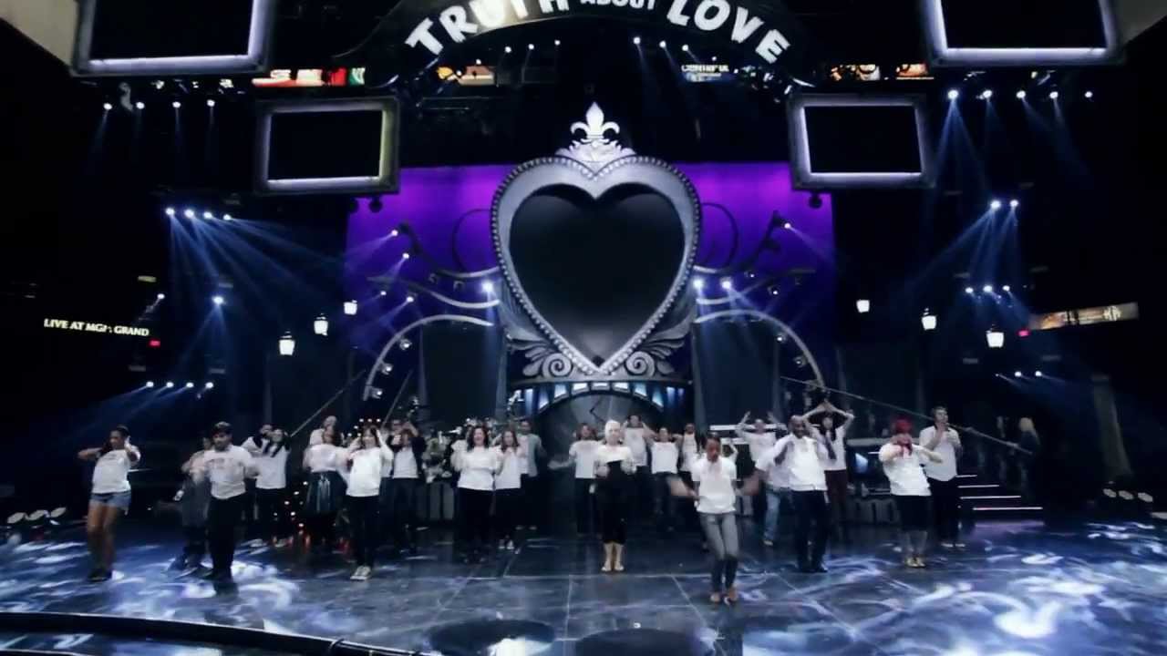 Pink and crew dance for 1 Billion Rising for Justice