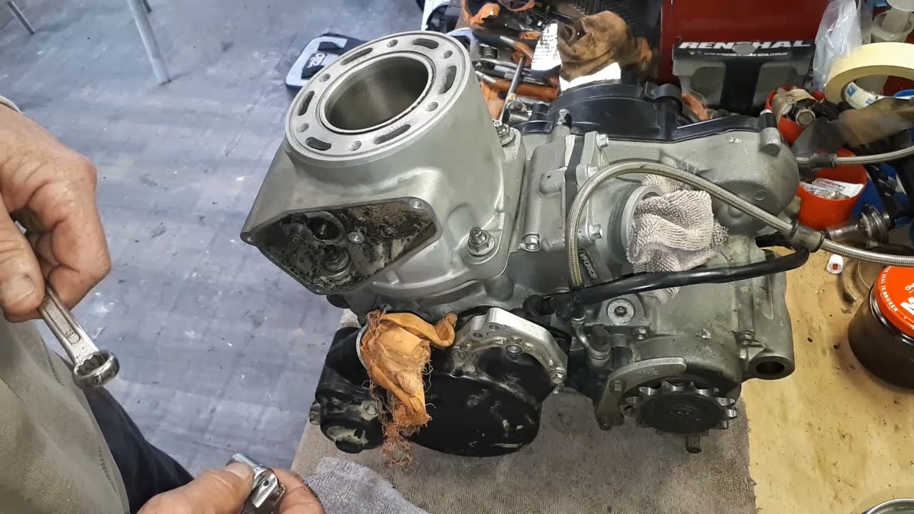 GASGAS EC TOP END REBUILD
