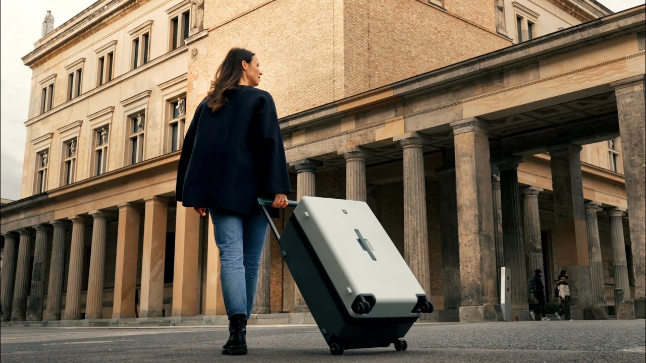 Travel Like a Pro: My Favourite Backpacks, Bags & Luggage from Level8, WANDRD, URTH & Moment.
