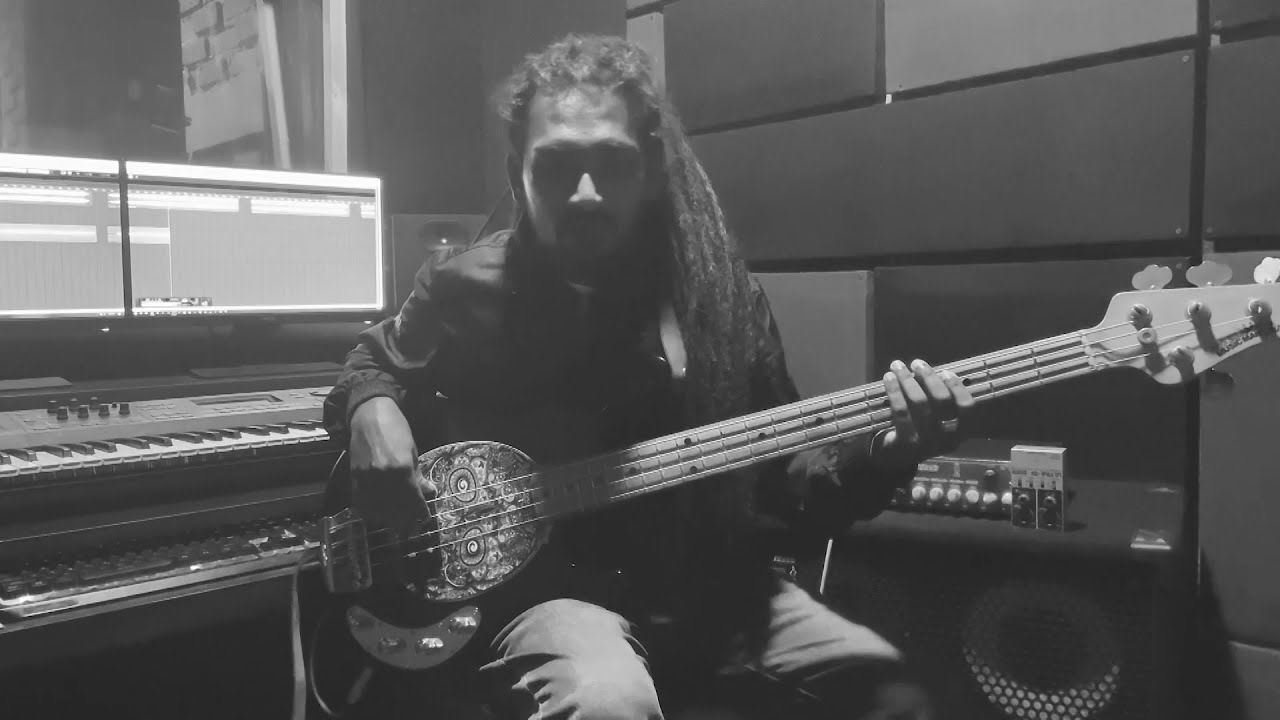 Baila  Morena - Zucchero - ( Bass Cover ) By Kanchi  Tissera